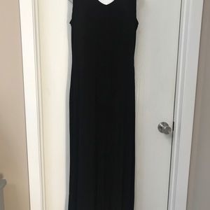 Black CHADWICKS Maxi dress. Size L